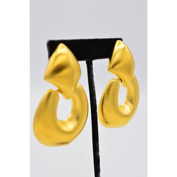 Givenchy Vintage Huge Clip On Earrings Brushed Gold Chunky Signed NOS 1980s BinX - Picture 5 of 12